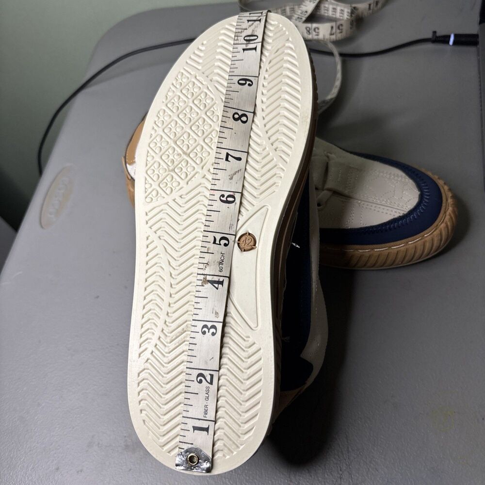 Large-Sized Men's Casual Shoes for Autumn and Winter. Size 42 - Picture 6 of 6